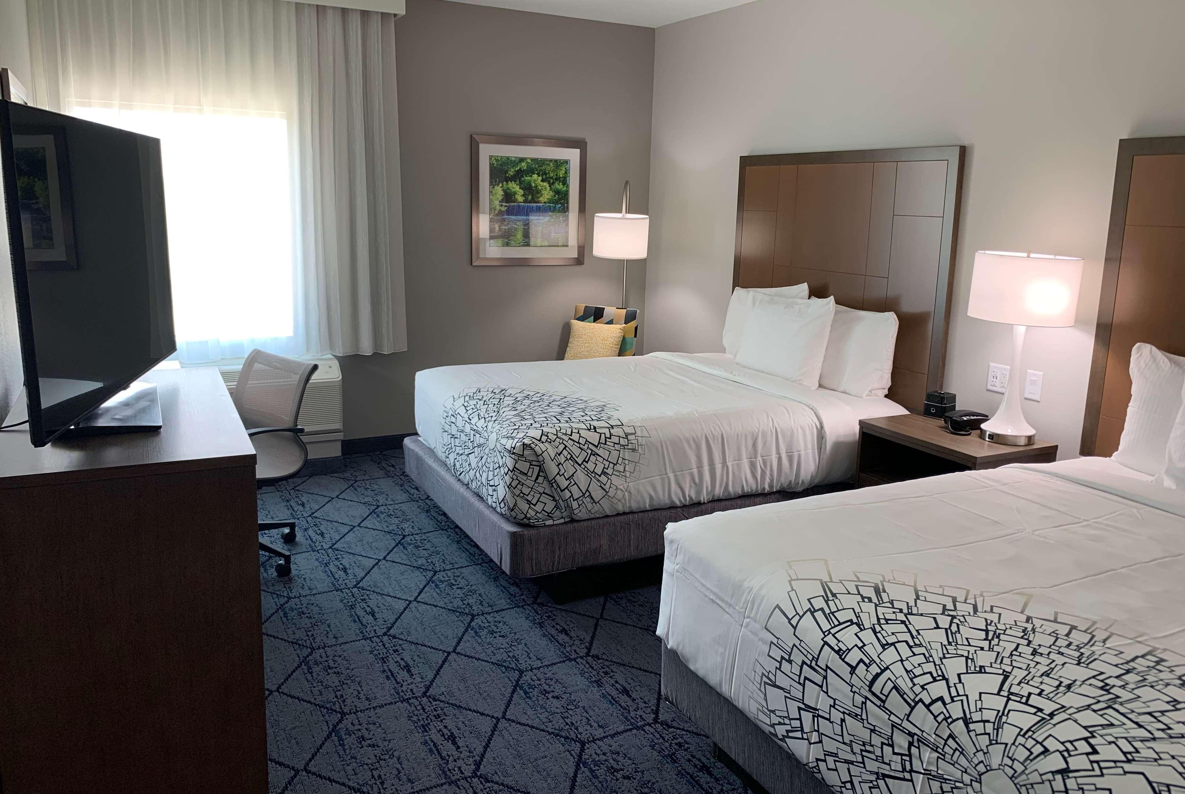 La Quinta Inn & Suites By Wyndham Round Rock Near Kalahari 외부 사진
