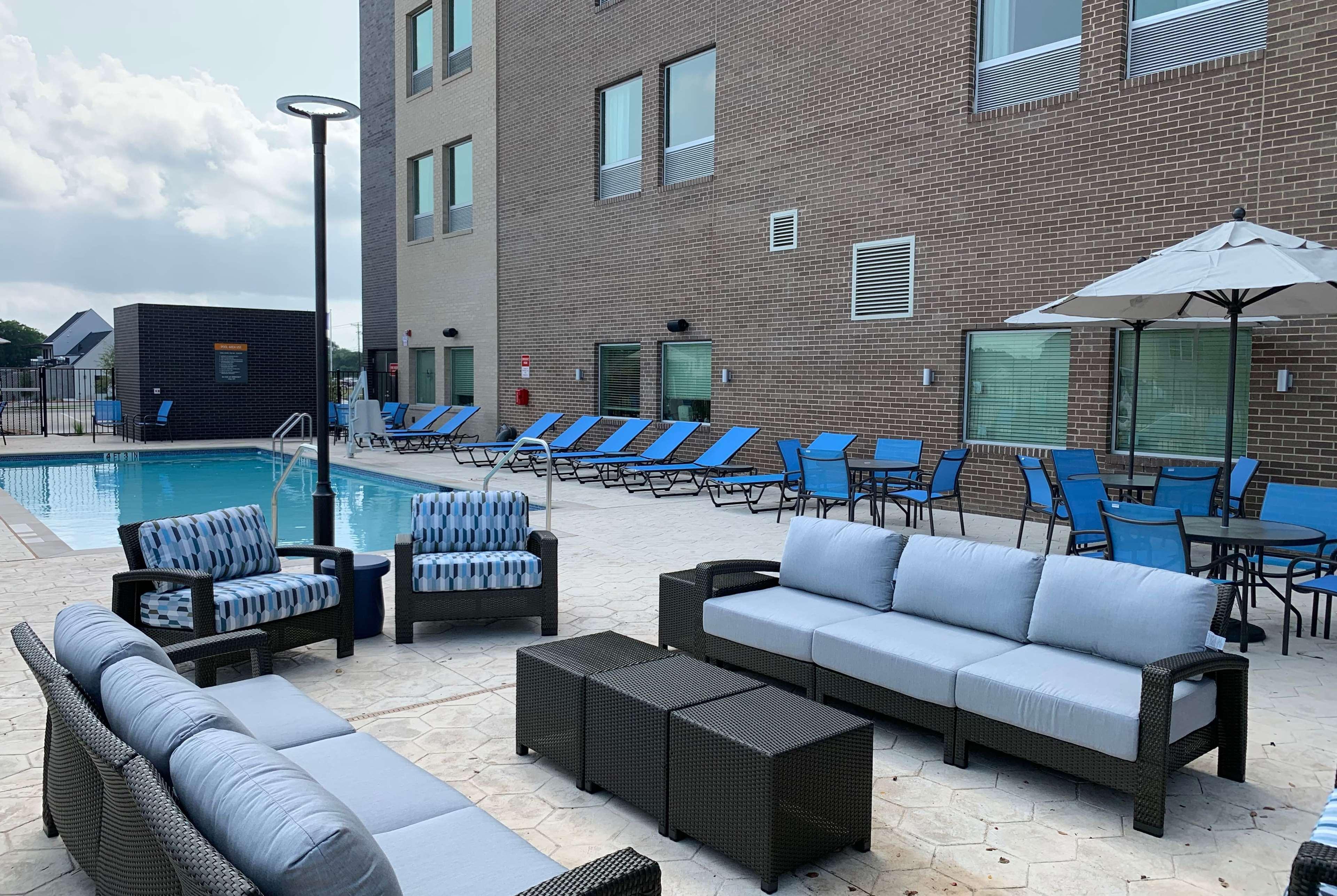 La Quinta Inn & Suites By Wyndham Round Rock Near Kalahari 외부 사진