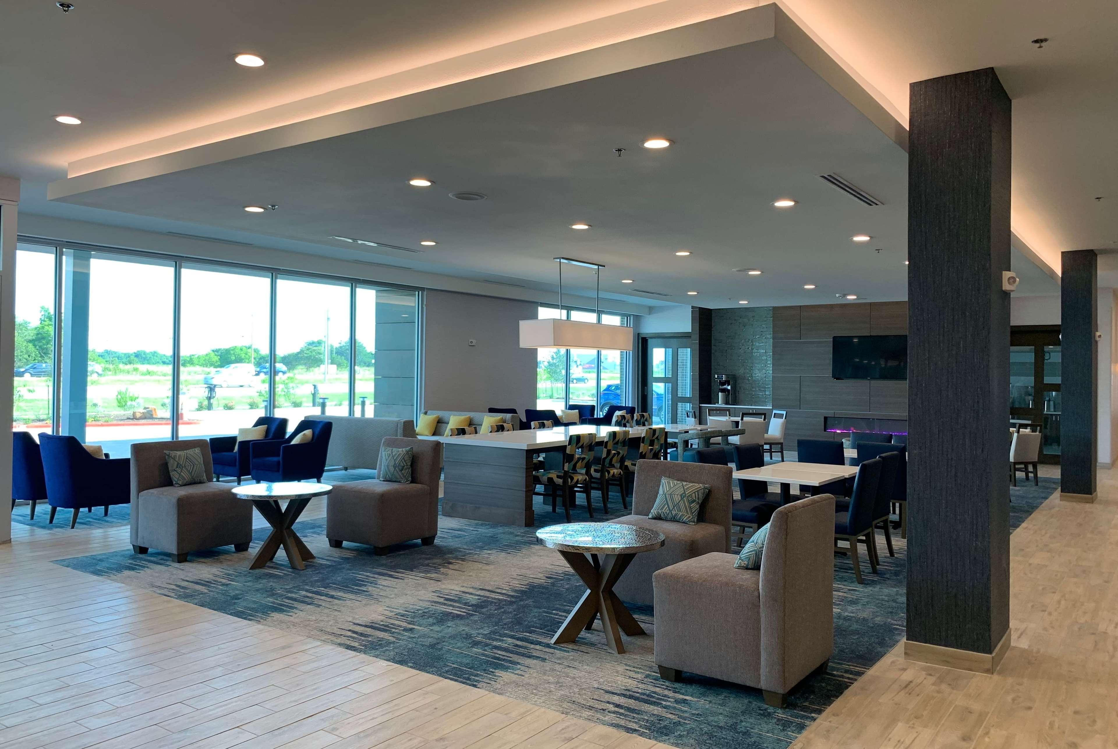 La Quinta Inn & Suites By Wyndham Round Rock Near Kalahari 외부 사진