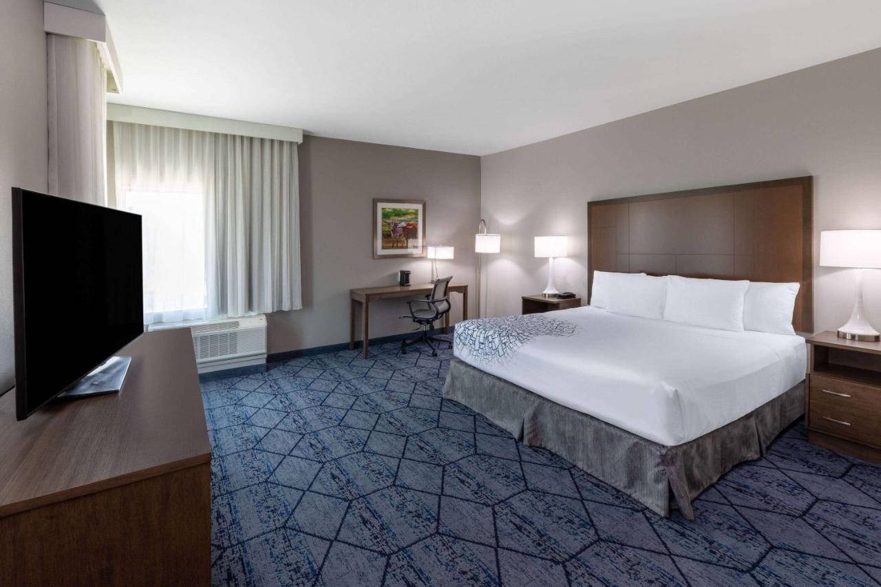 La Quinta Inn & Suites By Wyndham Round Rock Near Kalahari 외부 사진