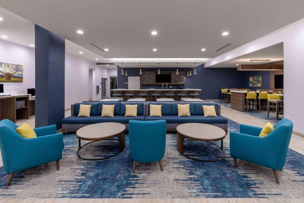 La Quinta Inn & Suites By Wyndham Round Rock Near Kalahari 외부 사진