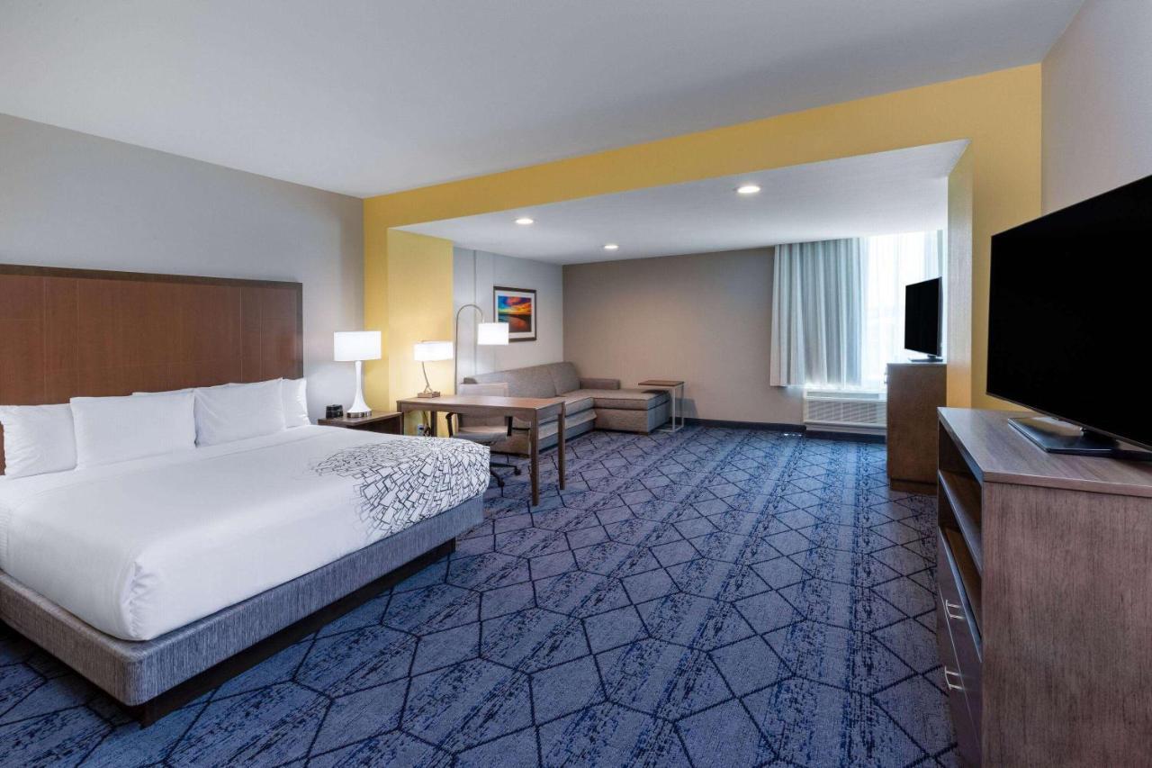 La Quinta Inn & Suites By Wyndham Round Rock Near Kalahari 외부 사진
